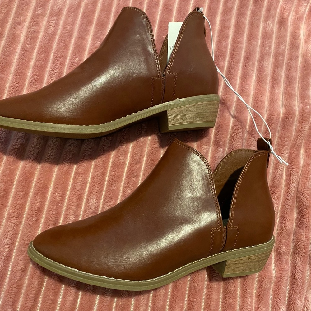 Chocolate Brown Boots-Final